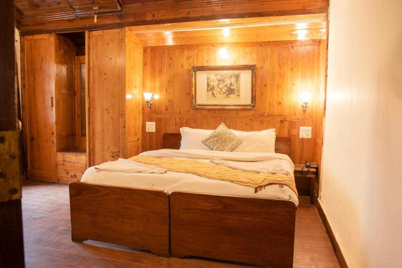 Hotel British