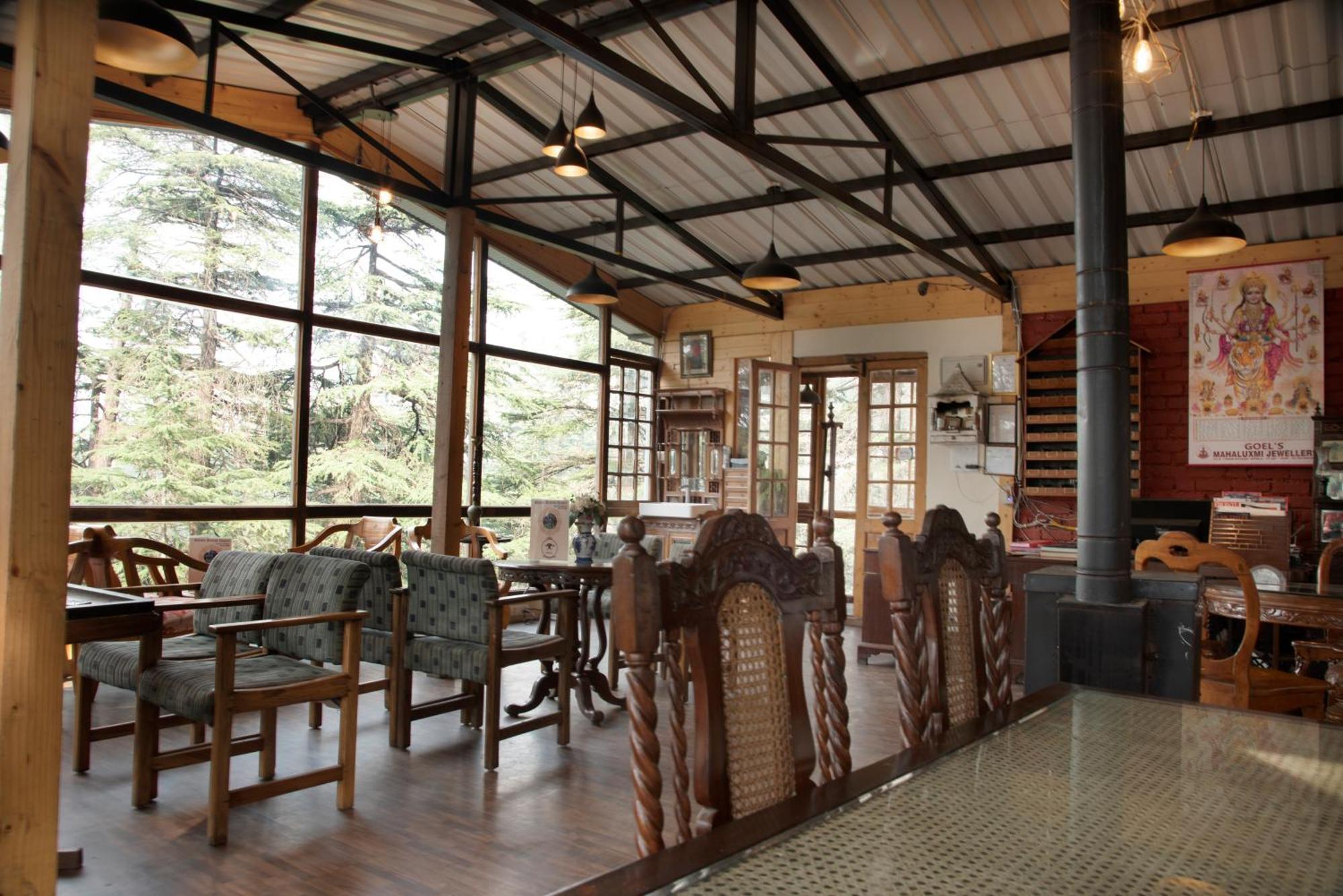 Hotel British 3*